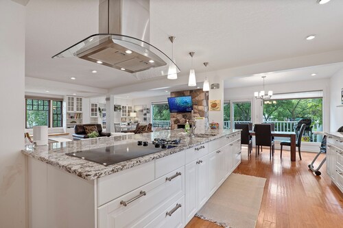 McKernan - Ultimate Escape with A/C + BBQ