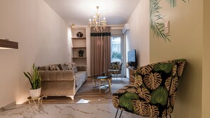 Apartment, Balcony | Living area - Koukaki Luxury Suites (Athens)