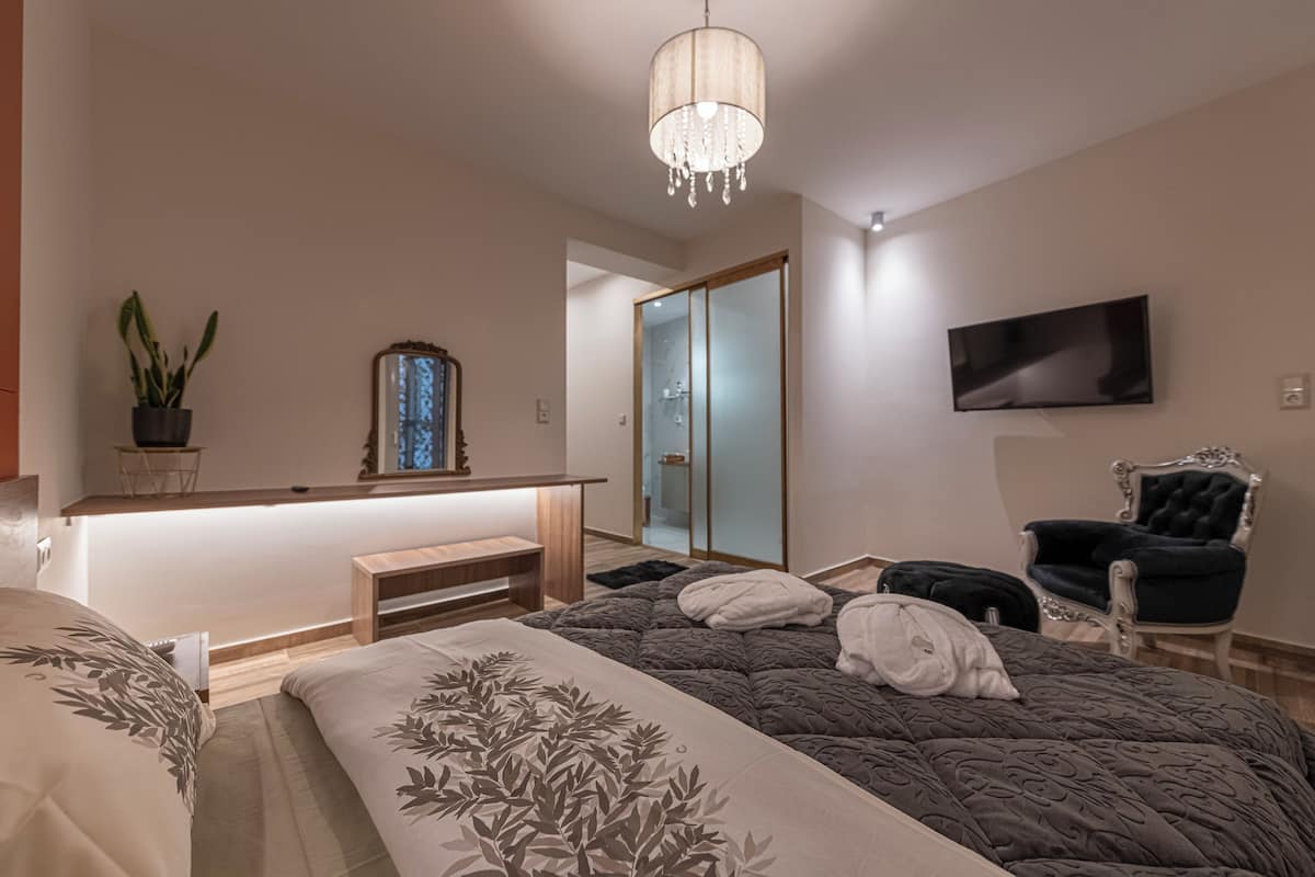 Apartment, Balcony | 1 bedroom, iron/ironing board, free WiFi