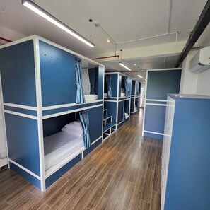 Standard Single Room, Women only | Premium bedding, memory foam beds, soundproofing, free WiFi - Cozy Cubes (Ho Chi Minh City)