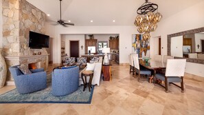 Interior - Stunning Oceanview 3-Bedroom (Cabo San Lucas)