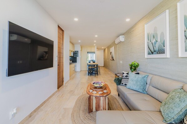 Smart TV - Baja Dreamscape | Pool & Jacuzzi on rooftop | View (La Paz)