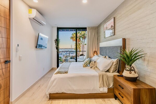 2 bedrooms, free WiFi - Baja Dreamscape | Pool & Jacuzzi on rooftop | View (La Paz)