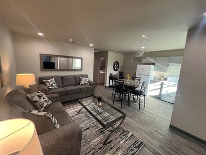 Cozy Retreat Apartment