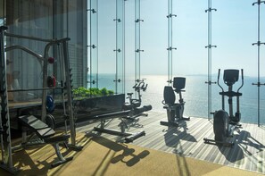 Fitness facility - Premium 5 stars Suite, 50 sq.m., 30 floor, Sea View (Muang Pattaya)