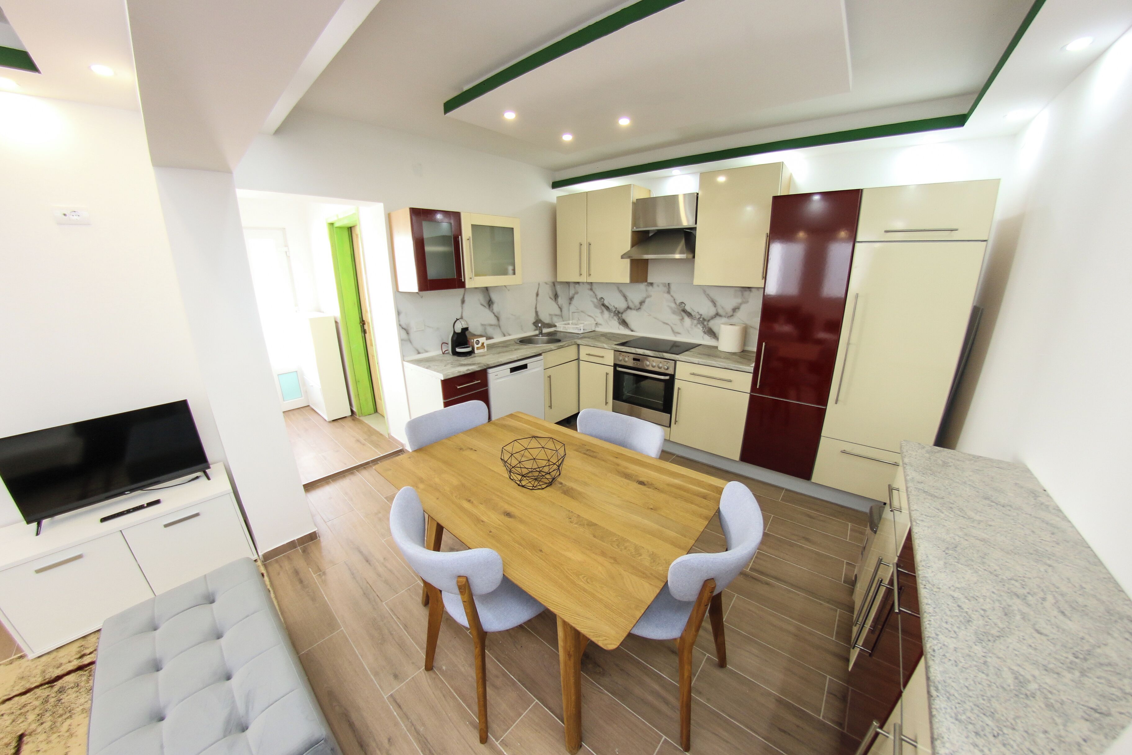 Familienhaus, Balkon | Eigene Küche
