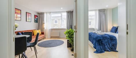 3 chambres, fer et planche à repasser, lit parapluie, Wi-Fi gratuit