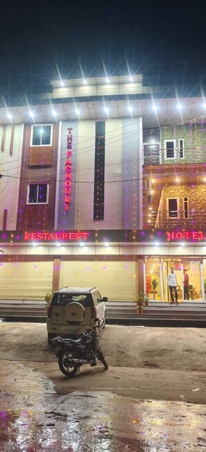 Majoituspaikan julkisivu