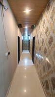 Fireplace, heated floors