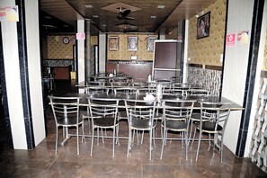 Restaurant - THE PACHOURI HOTEL & RESTAURENT  (Karauli)