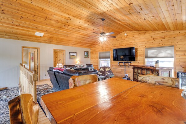 House (2 Bedrooms) | Interior