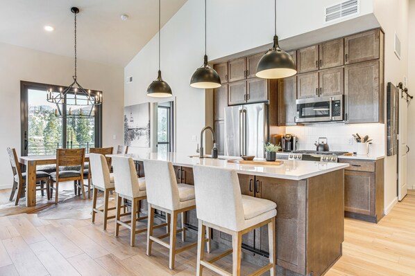 Apartment (3 Bedrooms) | Interior - 3 Mi to Winter Park Resort: Mtn-view Haven! (Winter Park)