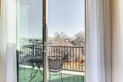 4 Mi to Dtwn: Family-friendly Townhome in Reno