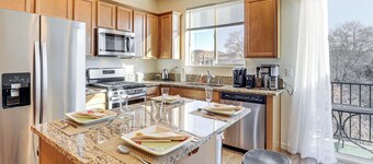 4 Mi to Dtwn: Family-friendly Townhome in Reno