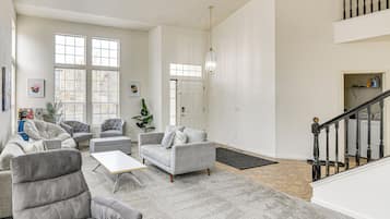 Rumah (5 Bedrooms) | Interior