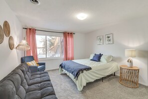 Apartment (3 Bedrooms) | Interior - Modern Apt on Detroit Lake w/ Dock Access! (Detroit Lakes)