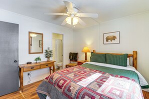 House (4 Bedrooms) | Interior - Blue Ridge Mtn Cabin: Hot Tub & Mountain Views (Banner Elk)