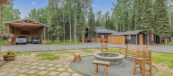 Walk to Kenai River: Forested Fisherman's Cabin!