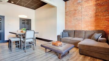 Apartment (0 Bedroom) | Bahagian dalam