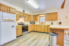 House (2 Bedrooms) | Interior