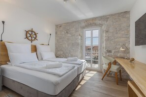 1 bedroom, free WiFi - Casa Columba - 4 Star Design Boutique Hotel - Amerigo Vespucci Luxury Room (Makarska)