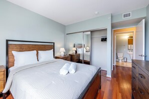 2 bedrooms, iron/ironing board, WiFi, bed sheets