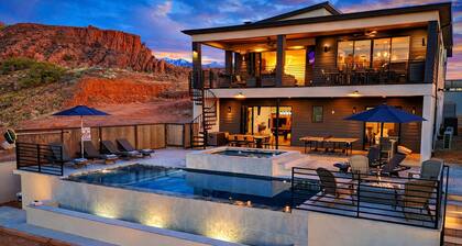 Exclusive Retreats Desert Vista Retreat- Moab Estate for Large Groups- Pool, Spa