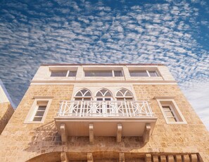 Exterior detail - COLEUS
- An authentic spacious studio located next to the sea (Fadous)