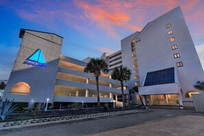 Condo, 2 Bedrooms | Exterior