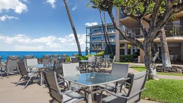 Condo, 1 Bedroom | Outdoor dining