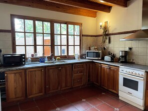 Microwave, oven