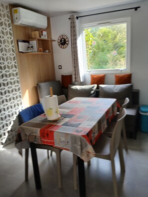 用餐