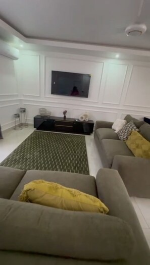 Apartment, 2 Bedrooms, Smoking, Balcony | Living area