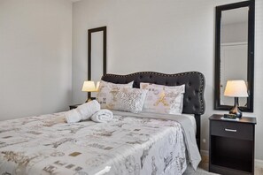 3 Schlafzimmer, Schreibtisch, kostenloses WLAN, Bettwäsche