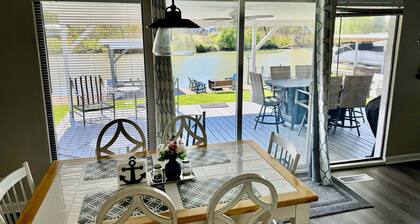 Waterfront Retreat with King Bed and Boat Docks