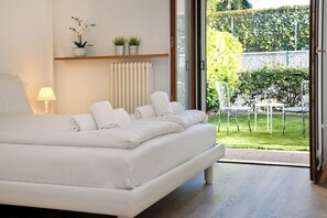 1 Schlafzimmer, Reisekinderbett, kostenloses WLAN, Bettwäsche