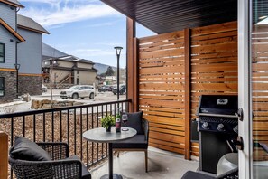 Property grounds - Ground Floor Gem|Mountain View|2 Kings|Pool & BBQ (Dead Man`s Flats)