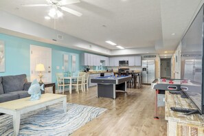 Games room - 4BR Villa MV105B l Pool l Lazy River l Family Friendly (Myrtle Beach)