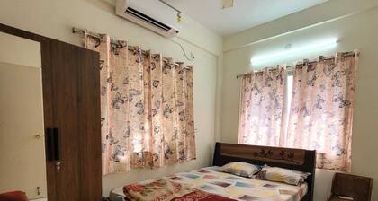 2 BHK 2 Bathroom Apartment AC near Acropolis Mall Kolkata
