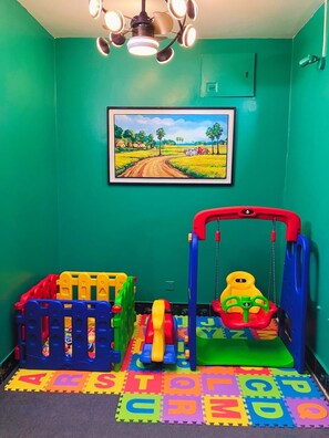 Children's area - Cozy 3BR Oasis in Upscale Niketan, Gulshan (Dhaka)