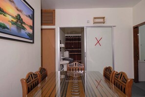 Dining - Cozy 3BR Oasis in Upscale Niketan, Gulshan (Dhaka)
