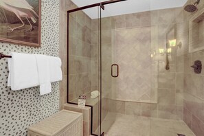 Shower, towels - The Palms 701 by Liquid Life (Orange Beach)