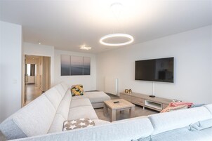 Apartment | Living room