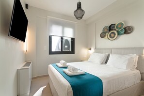 3 slaapkamers, een strijkplank/strijkijzer, gratis wifi, beddengoed