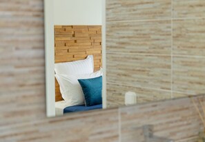 2 bedrooms, iron/ironing board, free WiFi, bed sheets - Villa Arubana - Tropical escape with private pool (Sainte-Anne)