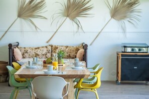 Dining - Villa Yali – 4 Bedrooms | Pool & Sea View | Guadeloupe (Le Gosier)