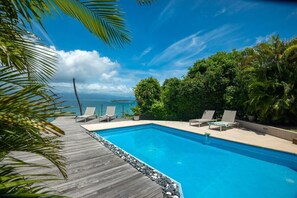 Pool - Villa Yali – 4 Bedrooms | Pool & Sea View | Guadeloupe (Le Gosier)