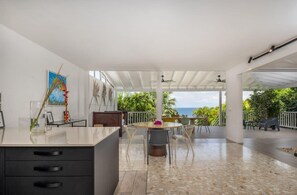 Interior - Villa Yali – 4 Bedrooms | Pool & Sea View | Guadeloupe (Le Gosier)