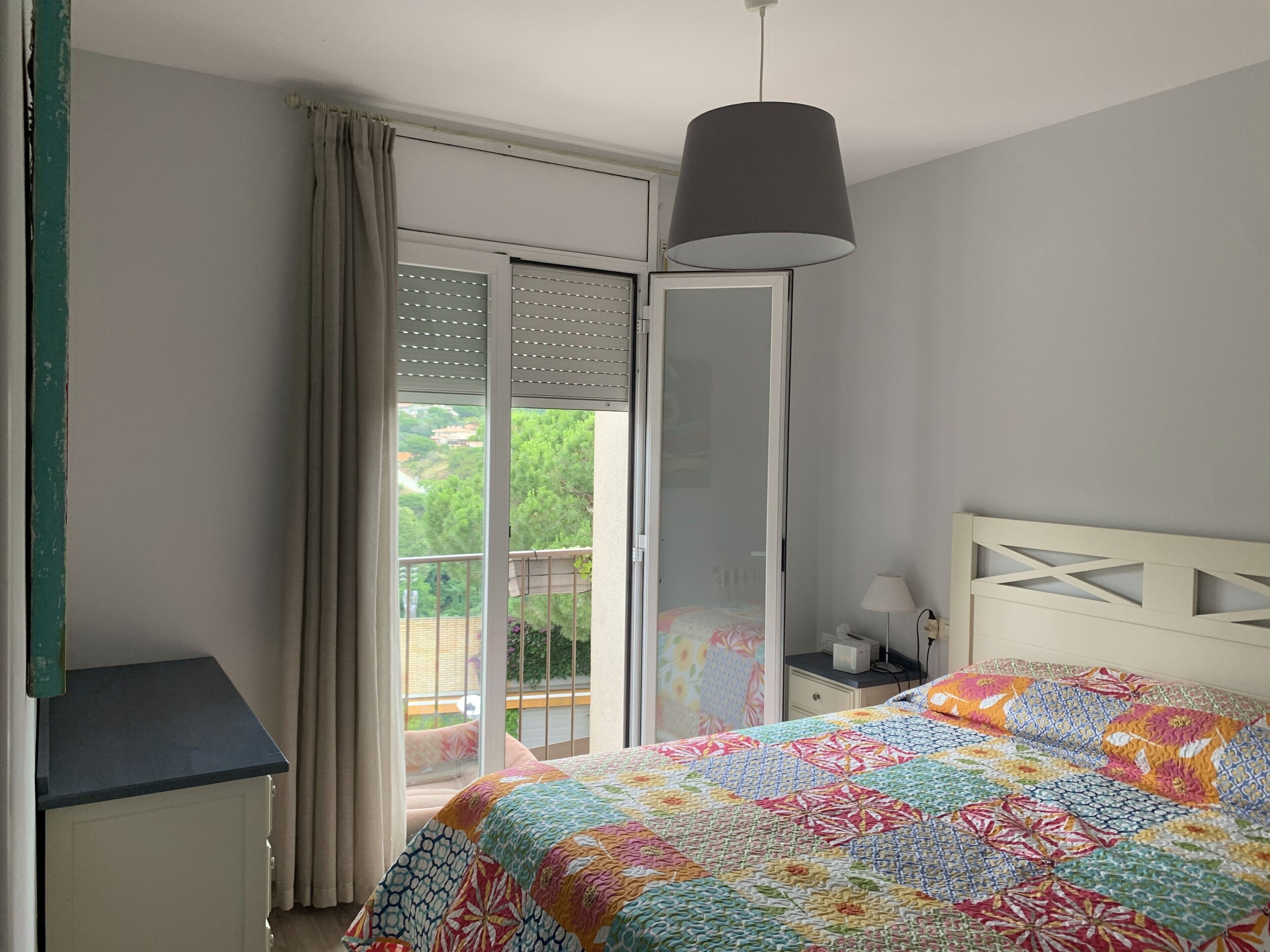 3 室のベッドルーム、アイロン / アイロン台、WiFi (無料)、ベッドシーツ