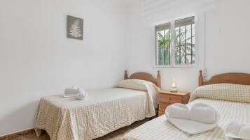 3 dormitorios, wifi gratis, ropa de cama y accesible en silla de ruedas